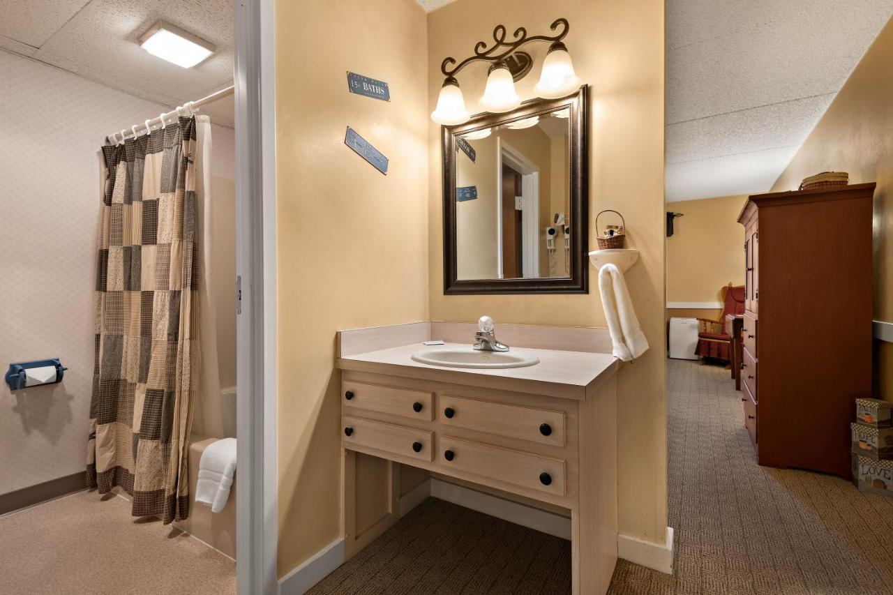 Country Living Inn Smoketown  Εξωτερικό φωτογραφία
