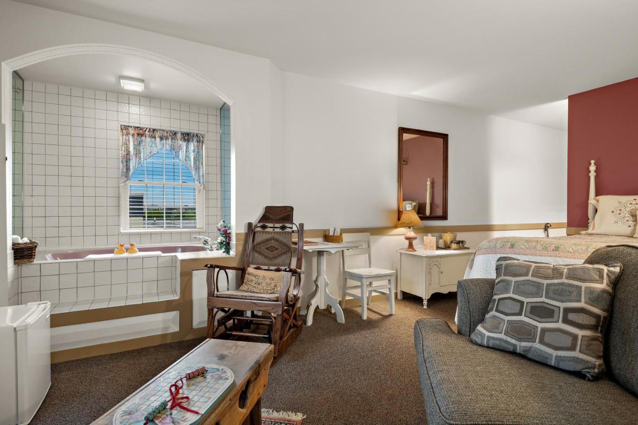 Country Living Inn Smoketown  Εξωτερικό φωτογραφία